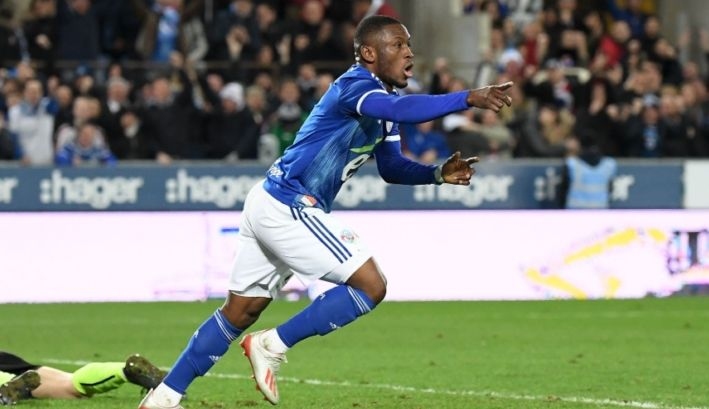 Ганайският национал Маджид Уорис ще остане в Страсбург и през