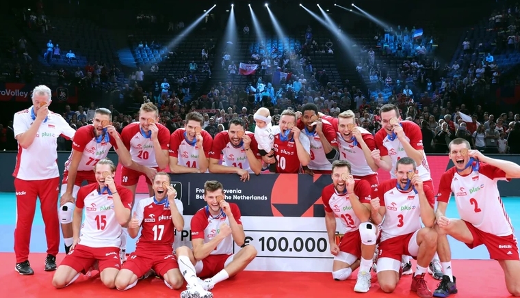 Световните шампиони по волейбол за мъже от 2014 и 2018