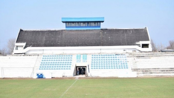 Има нов план за спасението на стадион Черноморец в Бургас