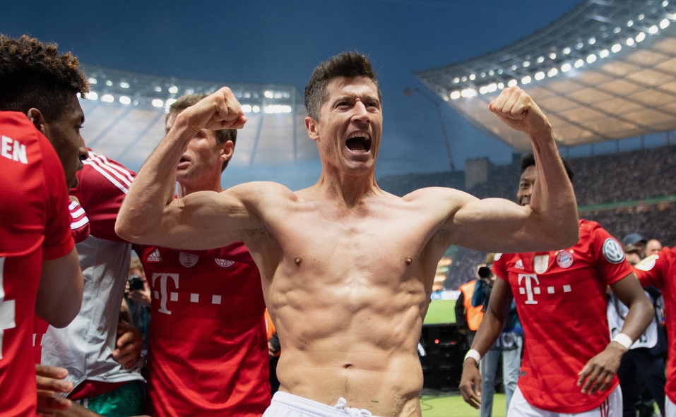 Чудите ли се какво прави от Роберт Левандовски такъв убийствен