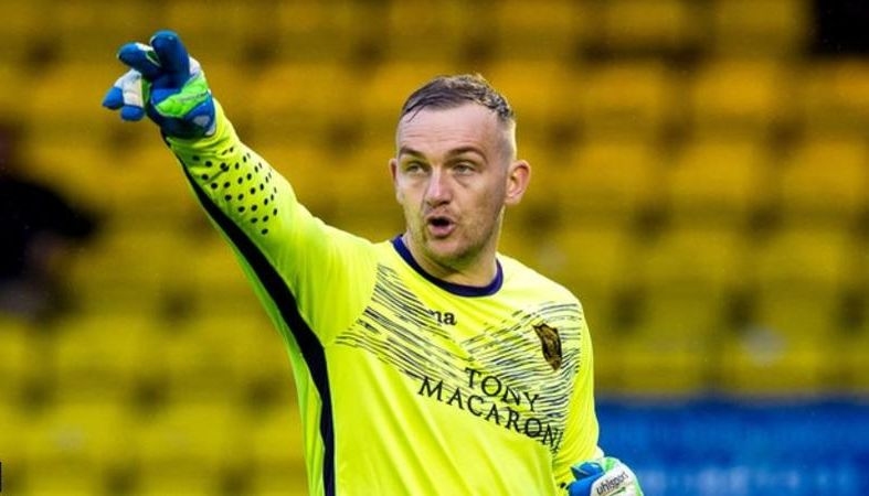 Шотландският елитен футболен клуб Ливингстън продължи с един сезон договора