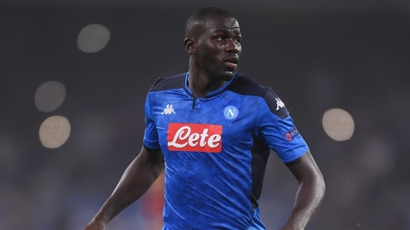 Пари Сен Жермен поднови интереса си към защитника на Наполи