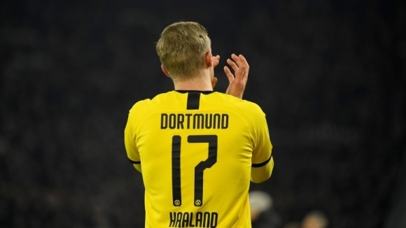 Нападателят на Борусия Дортмунд Ерлинг Холанд може да пропусне мача