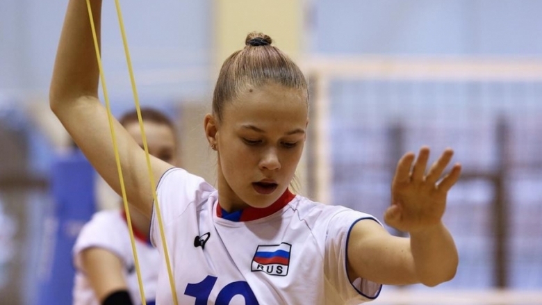 16 годишна волейболистка дебютира за бронзовия медалист от Световната купа