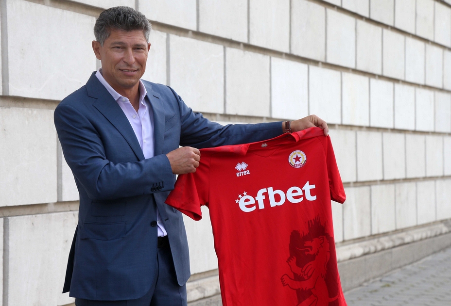 Новакът в родния ни футболен елит ЦСКА 1948 ще има