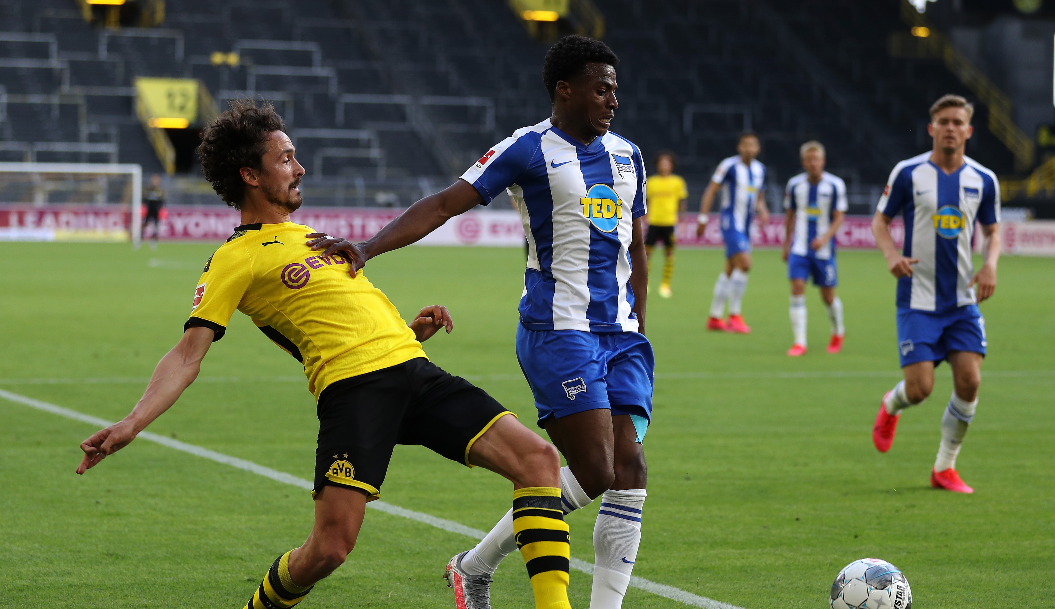 Крилото Джавайро Дилросън повече няма да играе за Херта Берлин