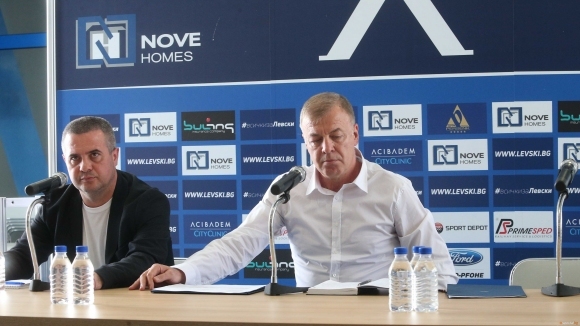 Днес новият собственик на Левски Наско Сираков обяви всички задължения