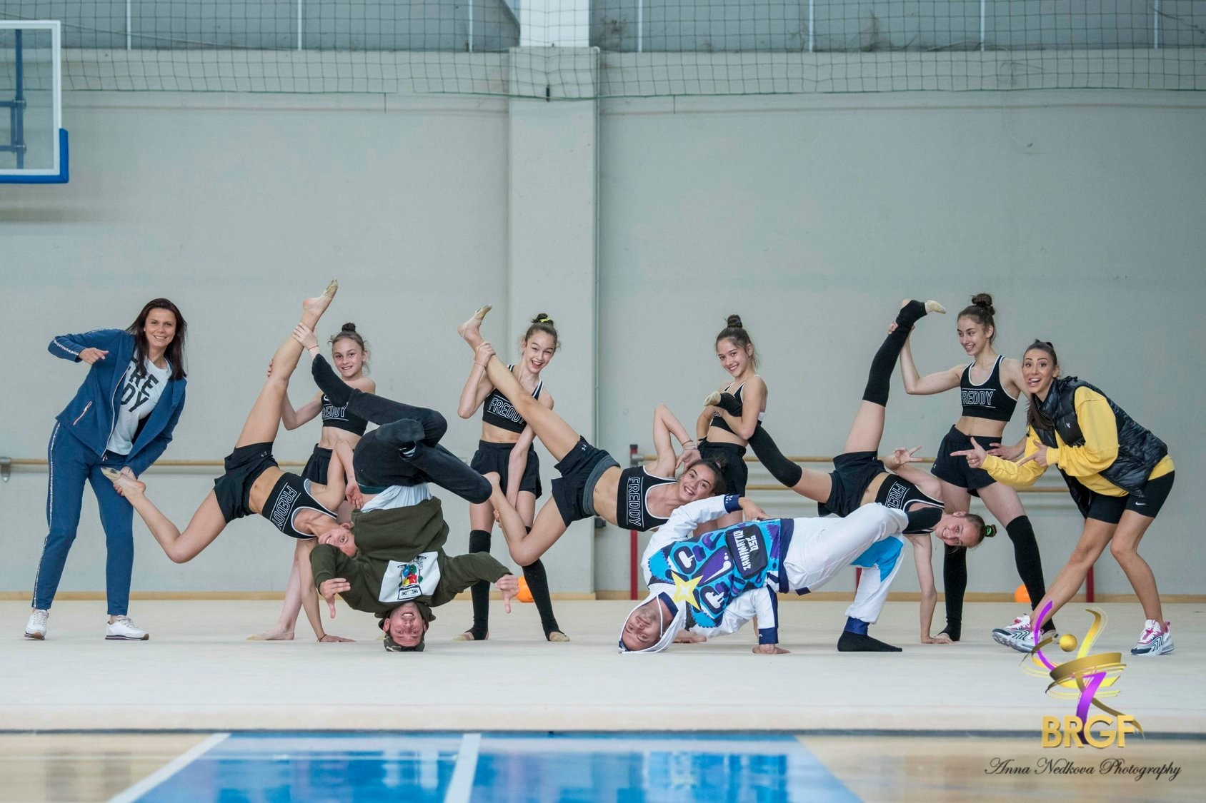 Националният ансамбъл по художествена гимнастика за девойки проведе по различна и