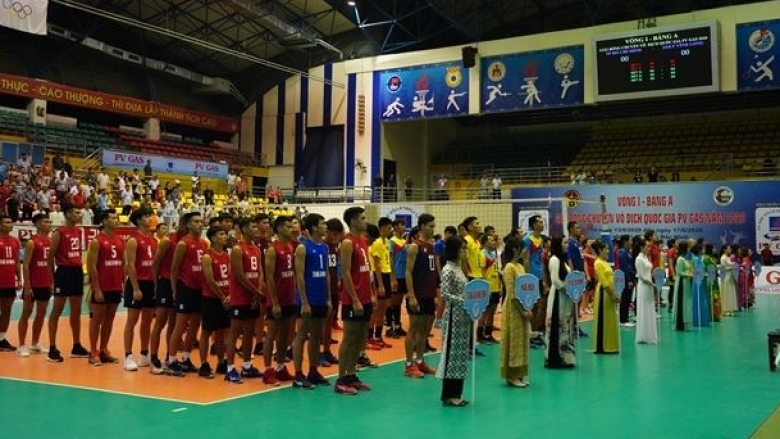 Волейболният шампионат във Виетнам стартира вчера Двубоите започнаха със закъснение