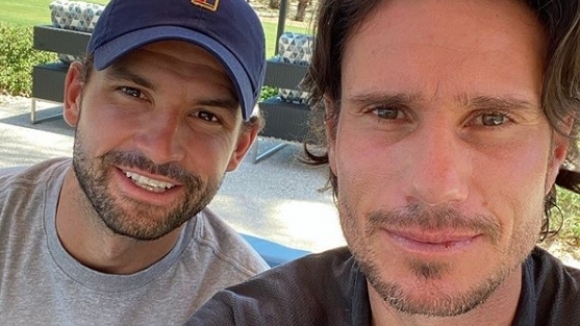 Григор Димитров се прибра днес с кола в България след