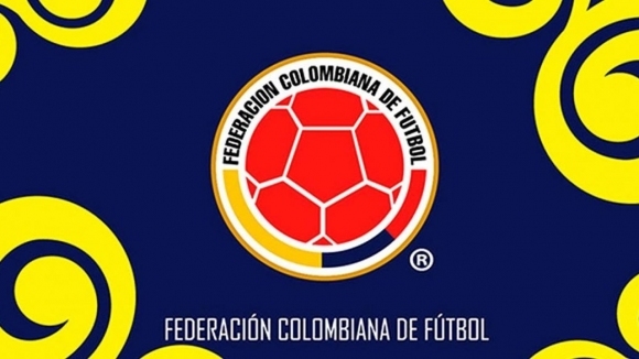 Президентът на Колумбийската футболна асоциация Рамон Хесерун и президентът на