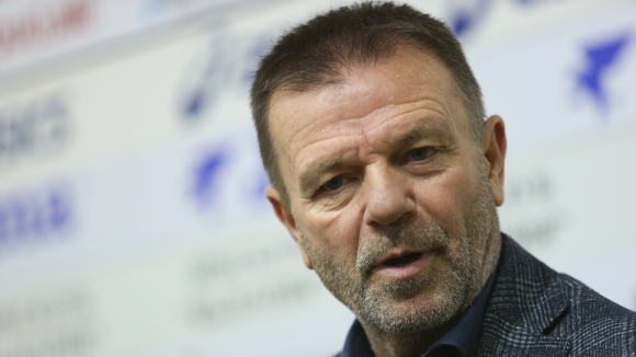 Треньорът на Кайсар Стойчо Младенов няма намерение да се върне