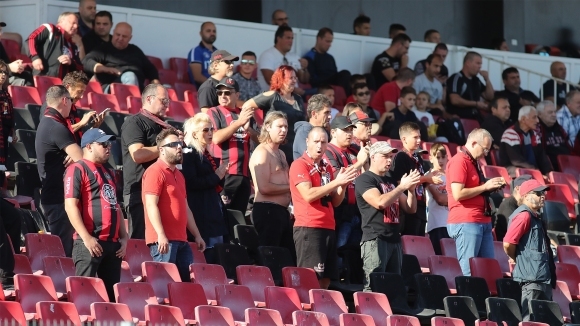 Българският футболен съюз удовлетвори жалбата подадена от ръководството на Локомотив