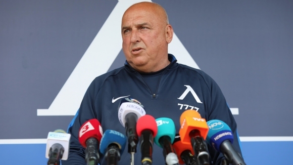 Временният треньор на Левски Георги Тодоров ще даде пресконференция днес