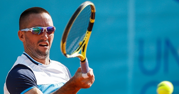 Сръбският тенисист Виктор Троицки е дал положителна проба за коронавирус,