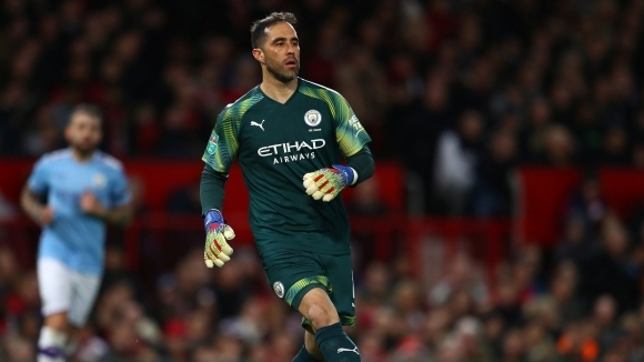Вратарят на Манчестър Сити Клаудио Браво може да бъде краткосрочно