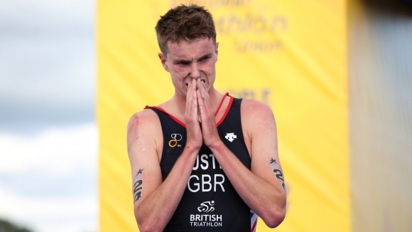 Бронзовият медалист в триатлона от Игрите на Британската общност в