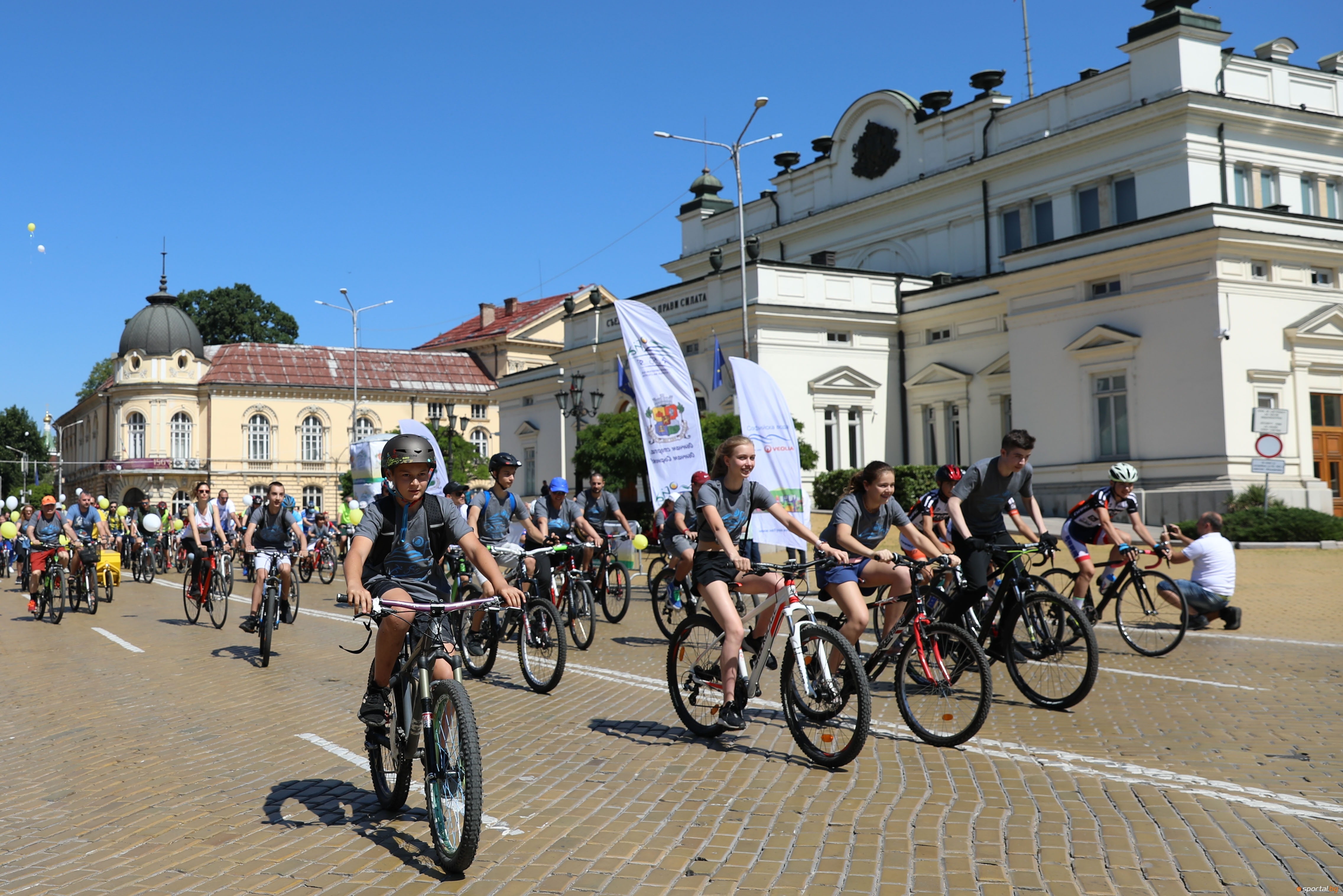 Над 1500 бяха участниците в традиционното Велошествие и крос София