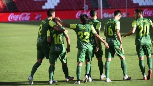 Отборът на Ейбар надви с 2 1 Гранада като гост в