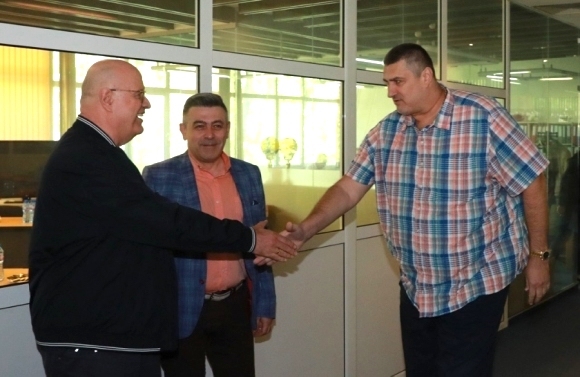 Българската федерация по волейбол ще подпише договор с фондация Играй