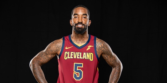 Лос Анджелис Лейкърс и ветеранът Джей Ар Смит са постигнали