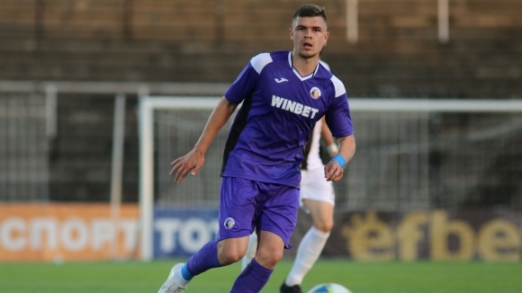 Станаха ясни стартовите състави на Етър и Витоша Бистрица Двата