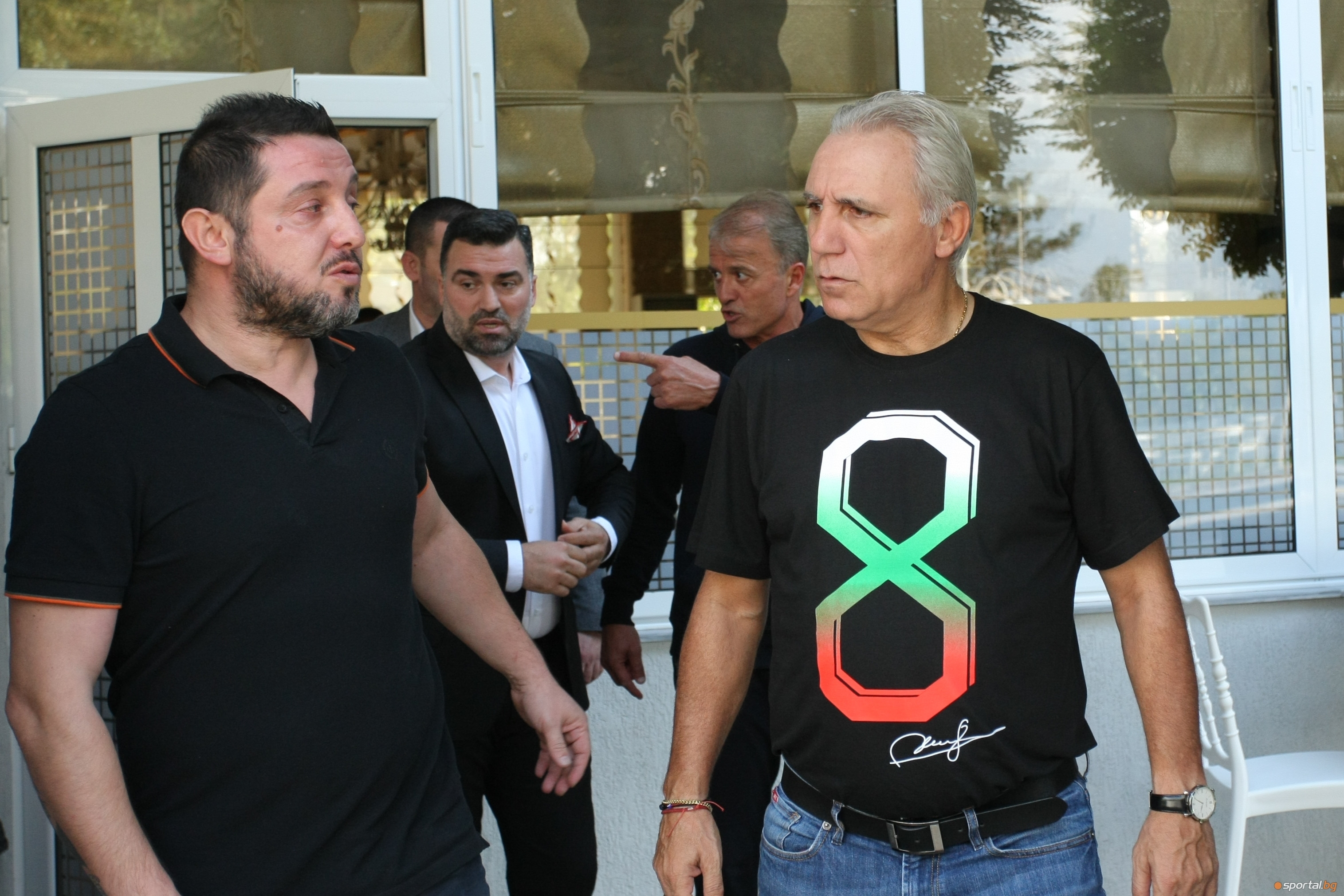 Българското футболно величие Христо Стоичков смята, че Кике Сетиен няма
