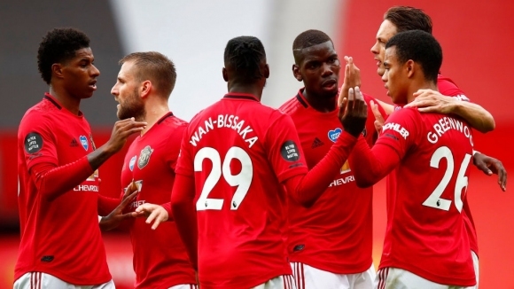 Манчестър Юнайтед приема Борнемут на Олд Трафрод в двубой от