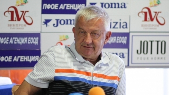 Собственикът на Локомотив Пловдив Христо Крушарски заяви на пресконференция в