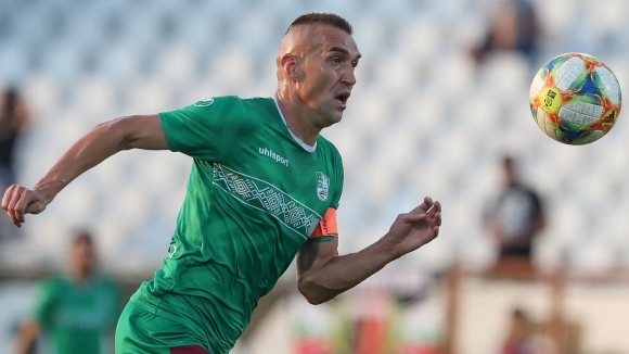 Легендата на българския футбол Мартин Камбуров изигра последния си мач