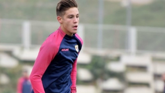 Отборът на Барселона ще привлече 16 годишния нападател на втородивизионния Райо
