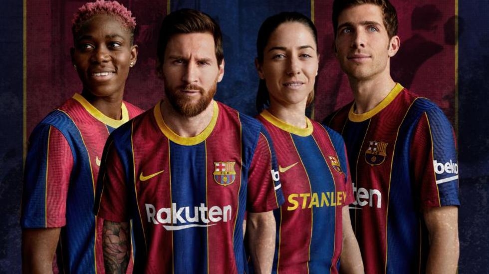 От Барселона официално публикуваха снимки с титулярните екипи за предстоящия