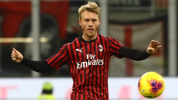 Италианският гранд Милан ще задържи за постоянно датския защитник Симон