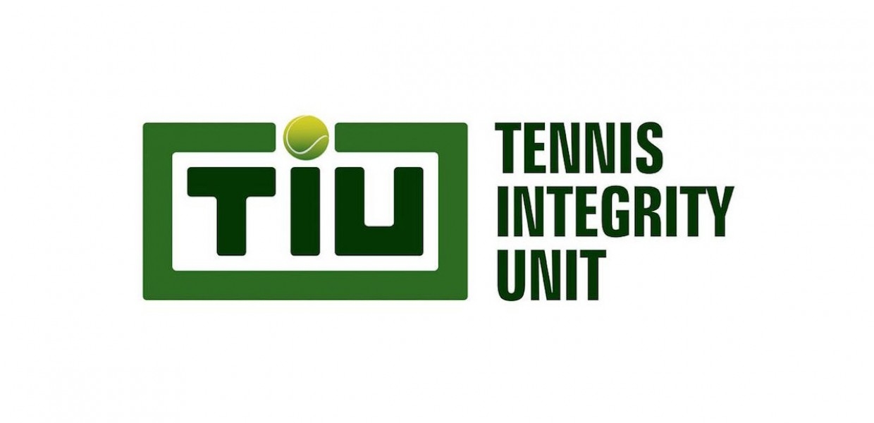 Антикорупционната тенис организация TIU наложи глоби и наказания на съдия
