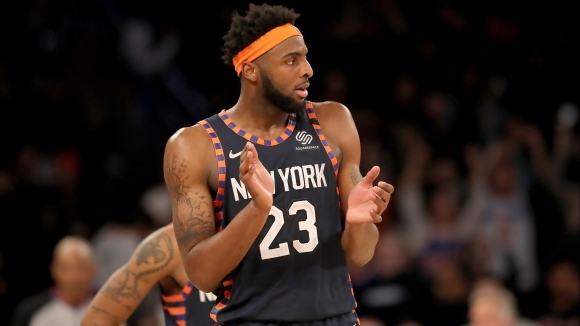 Баскетболистът на Ню Йорк Никс Мичъл Робинсън най вероятно ще постави