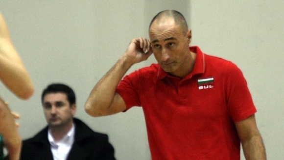 ившият национален селекционер Марчело Абонданца заблестя на пощенска марка в