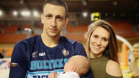 Баскетболистът на Академик Пд Васил Бачев стана татко за втори