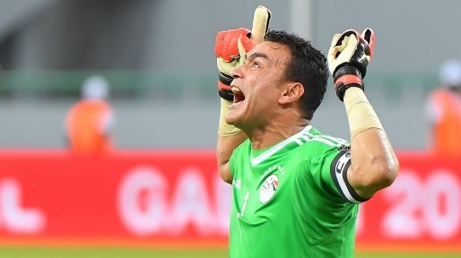 Есам Ел Хадари прекратява своята футболна кариера на 47 години Легендарният