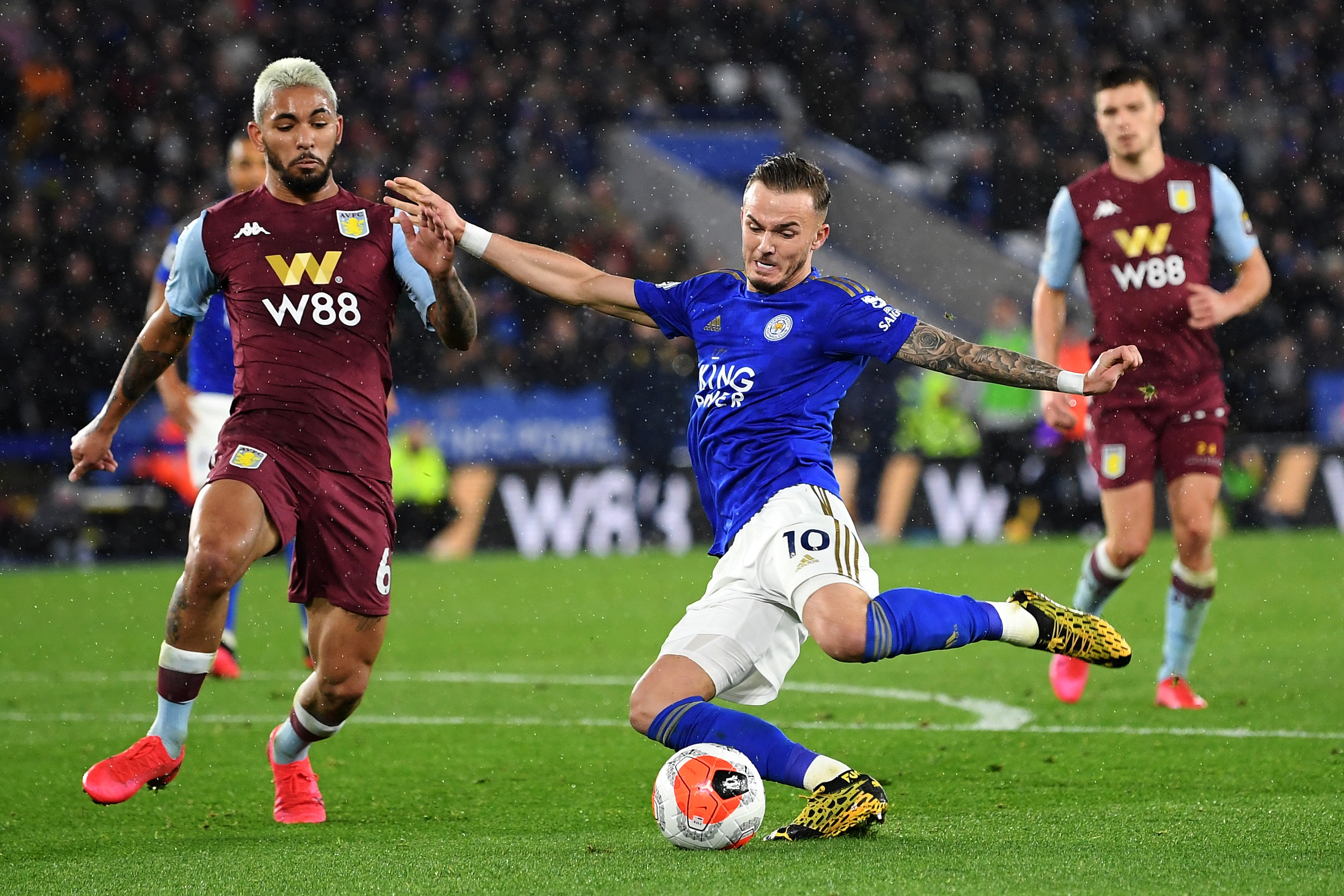 Най вероятно това лято Манчестър Юнайтед няма да вземе една от