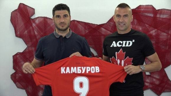 Голмайсторът на efbet Лига Мартин Камбуров вече е здрав и