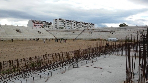 Обществената поръчка за стадион Христо Ботев бе публикувана в сайта