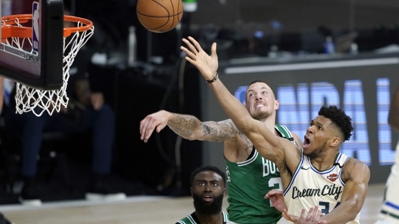 Милуоки Бъкс стигна до победата над Бостън Селтикс в първия