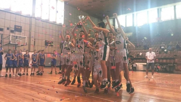 Черно море Тича е шампион на България при 13-годишните момчета.