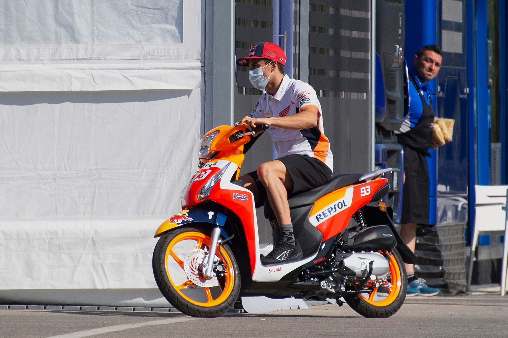 Световният шампион в MotoGP Марк Маркес от отборът на Honda