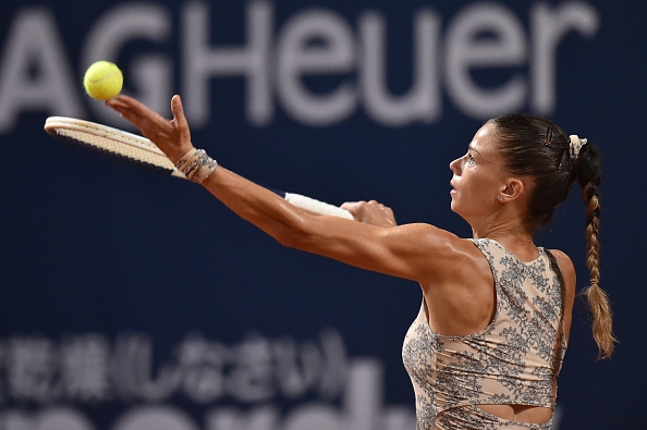 Една от красавиците в тениса Камила Джорджи постигна драматична