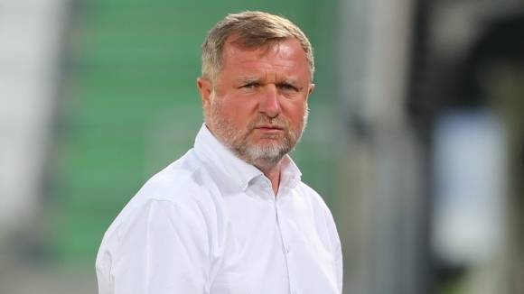 Наставникът на Лудогорец Павел Върба говори пред медиите при представянето