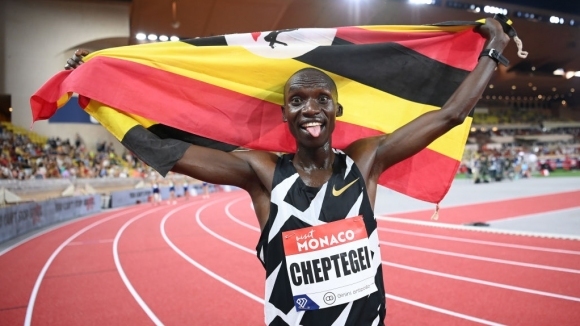 Джошуа Чептегей подобри с две секунди световния рекорд на Кениса