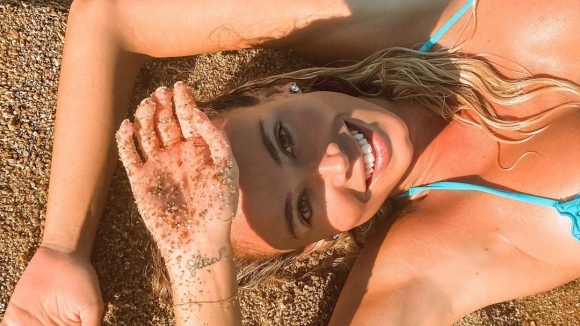 Атрактивната италианска тв водеща Дилета Леота остави без думи феновете