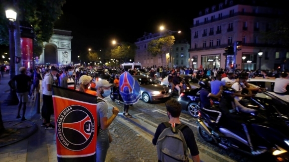 Крути мерки за сигурност взимат властите в Париж за финала