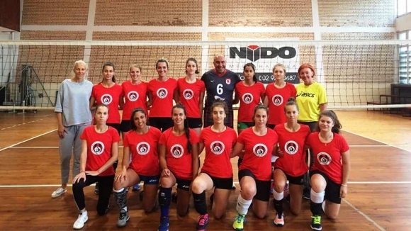 През седмицата първа тренировка направи женския волейболен отбор на Локомотив